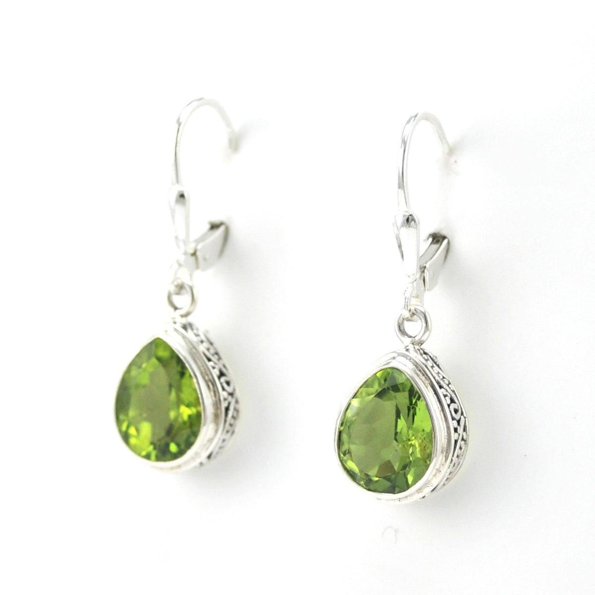 Side View Silver Peridot 8x10mm Tear Bali Earrings