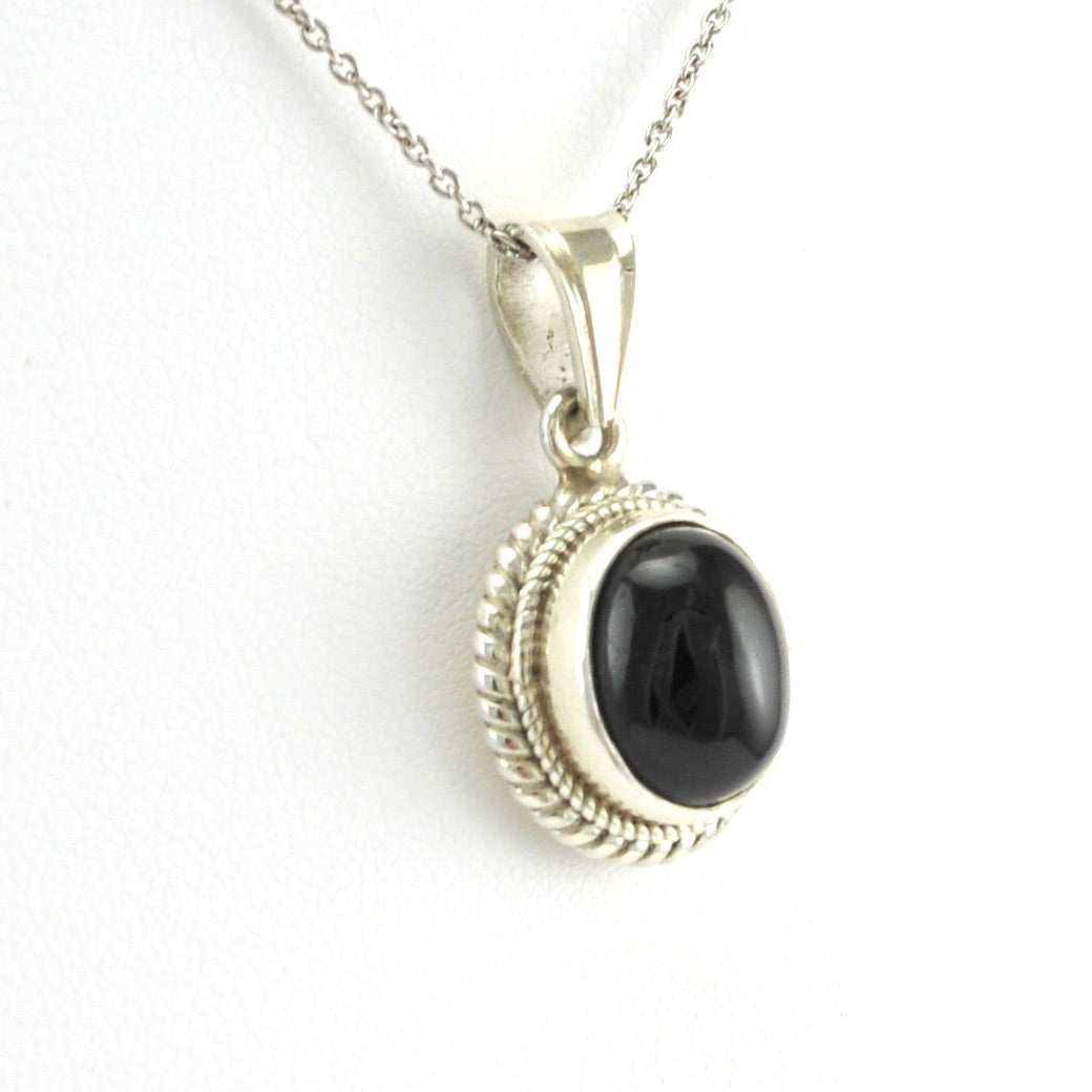 Side View Sterling Silver Black Star Diopside 10x12mm Oval Pendant