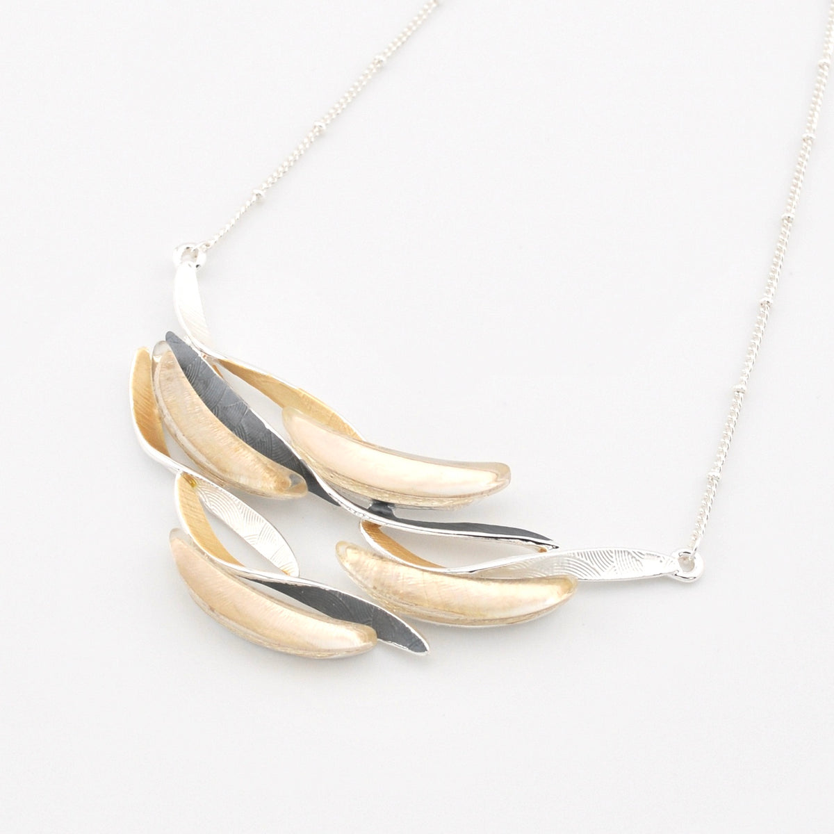 Gold Silver Wave Resin Shell Necklace