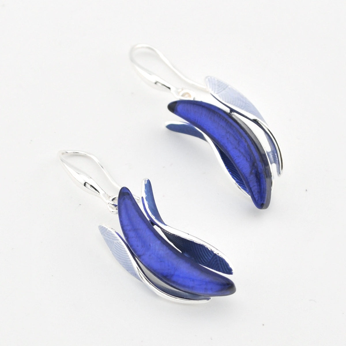 Blue Resin Shell Wave Earrings