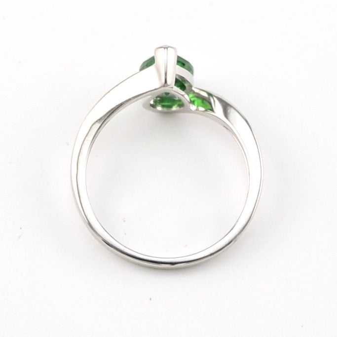 Alternate View Silver Created Emerald 2ct Tear Ring