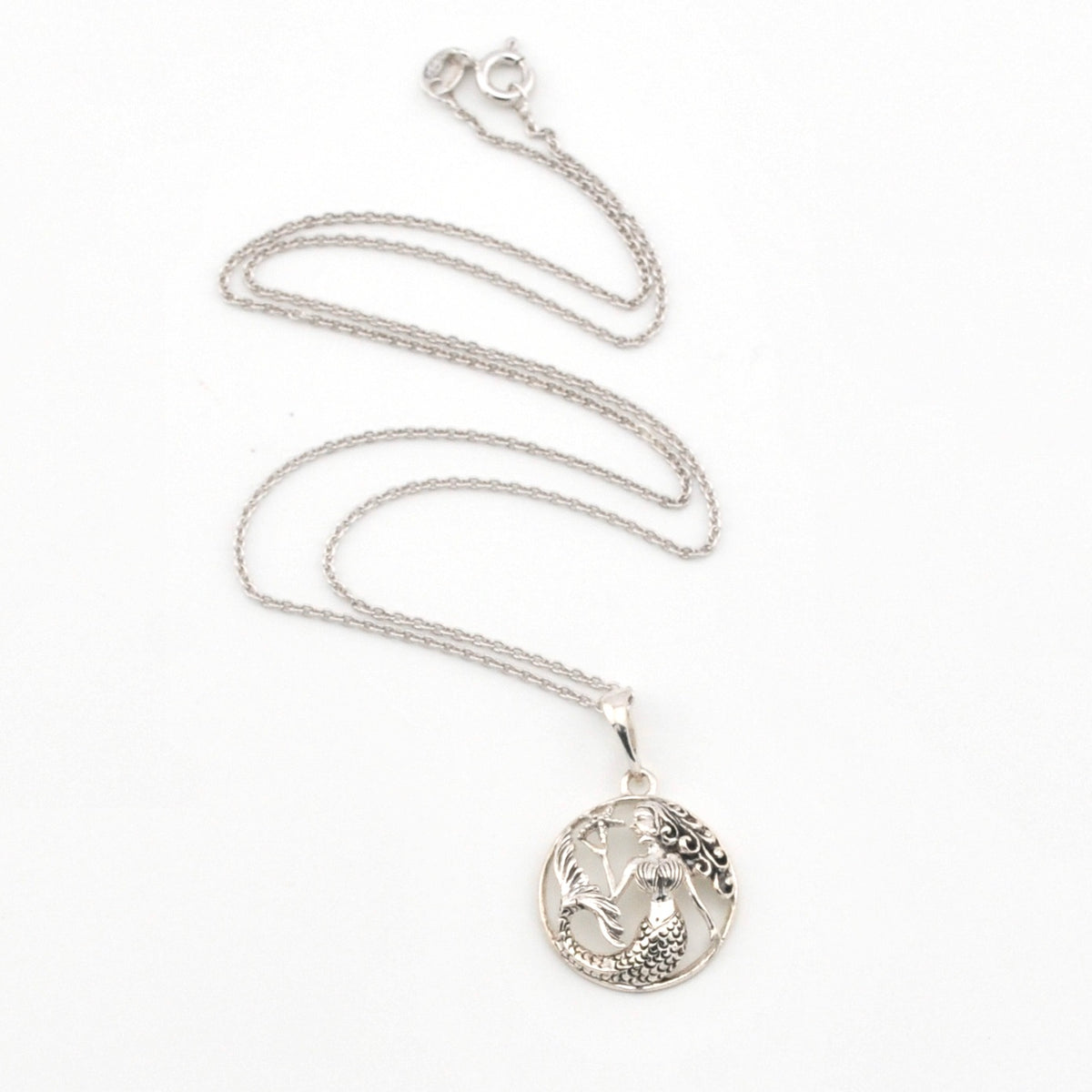Mermaid with Starfish Round Necklace