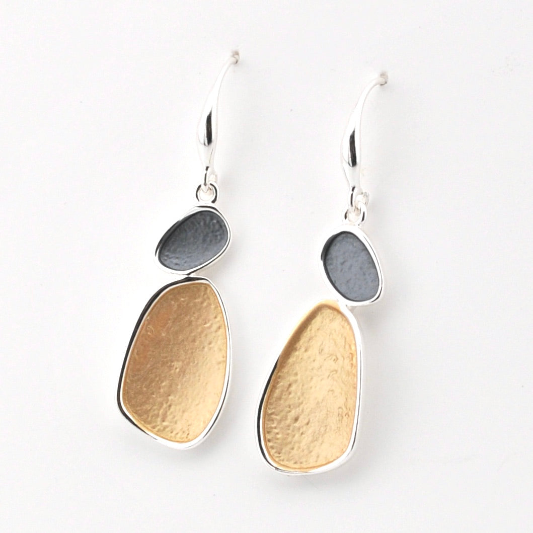 Side View Gold Pebble Shaped Earrings
