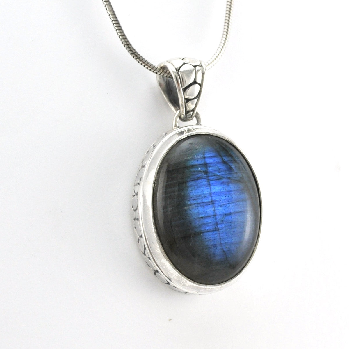 Side View Silver Labradorite 16x21mm Oval Bali Pendant