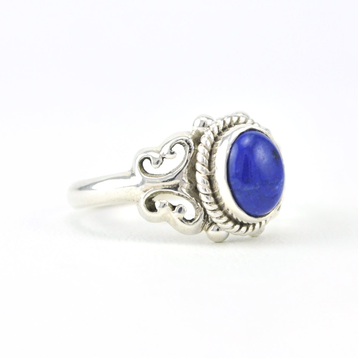 Side View Silver Lapis 6x8mm Oval Ring