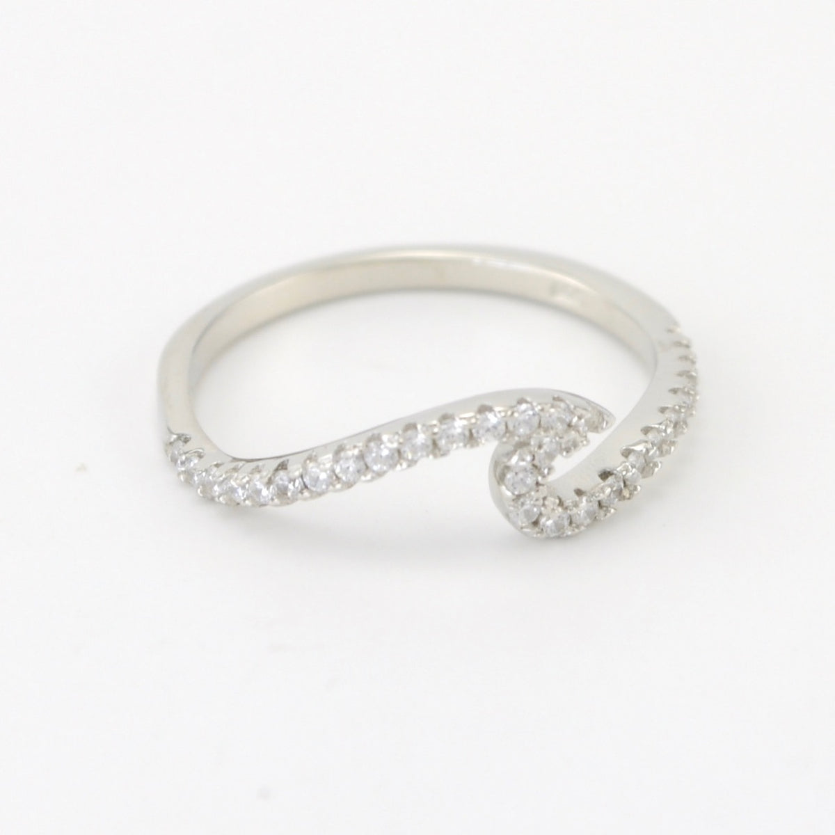 Alt View Silver Cubic Zirconia Wave Ring 6