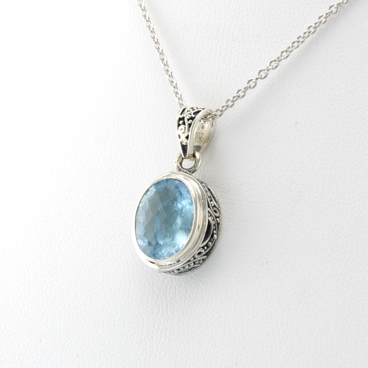 Silver Aquamarine 9x11mm Oval Bali Necklace
