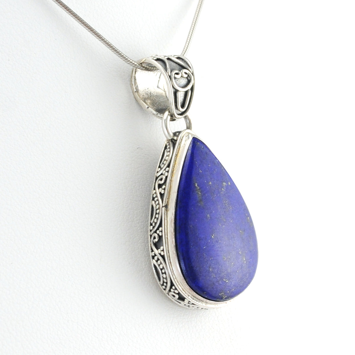 Side View Silver Lapis 17x24mm Tear Bali Pendant