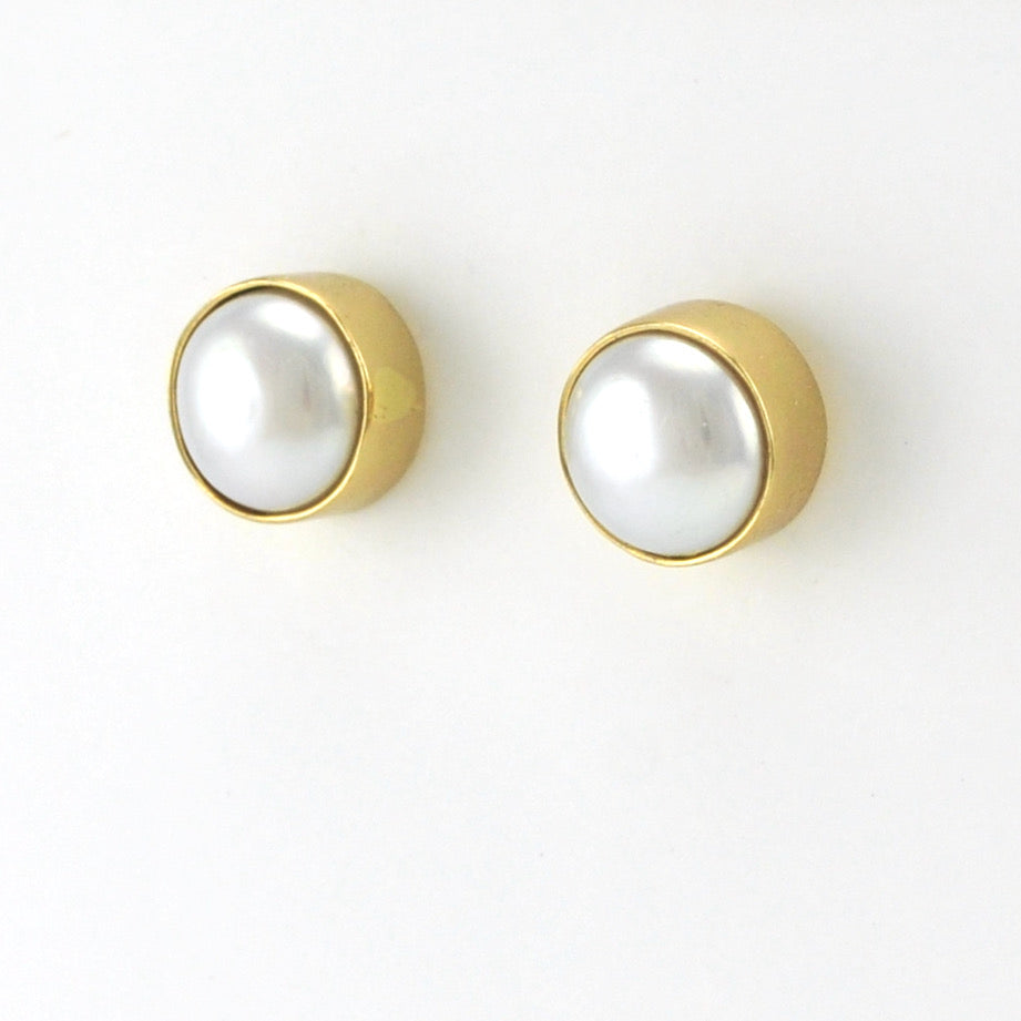 Alchemía Pearl Post Earrings